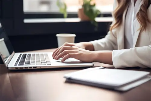 企业回顾今年怎么写好